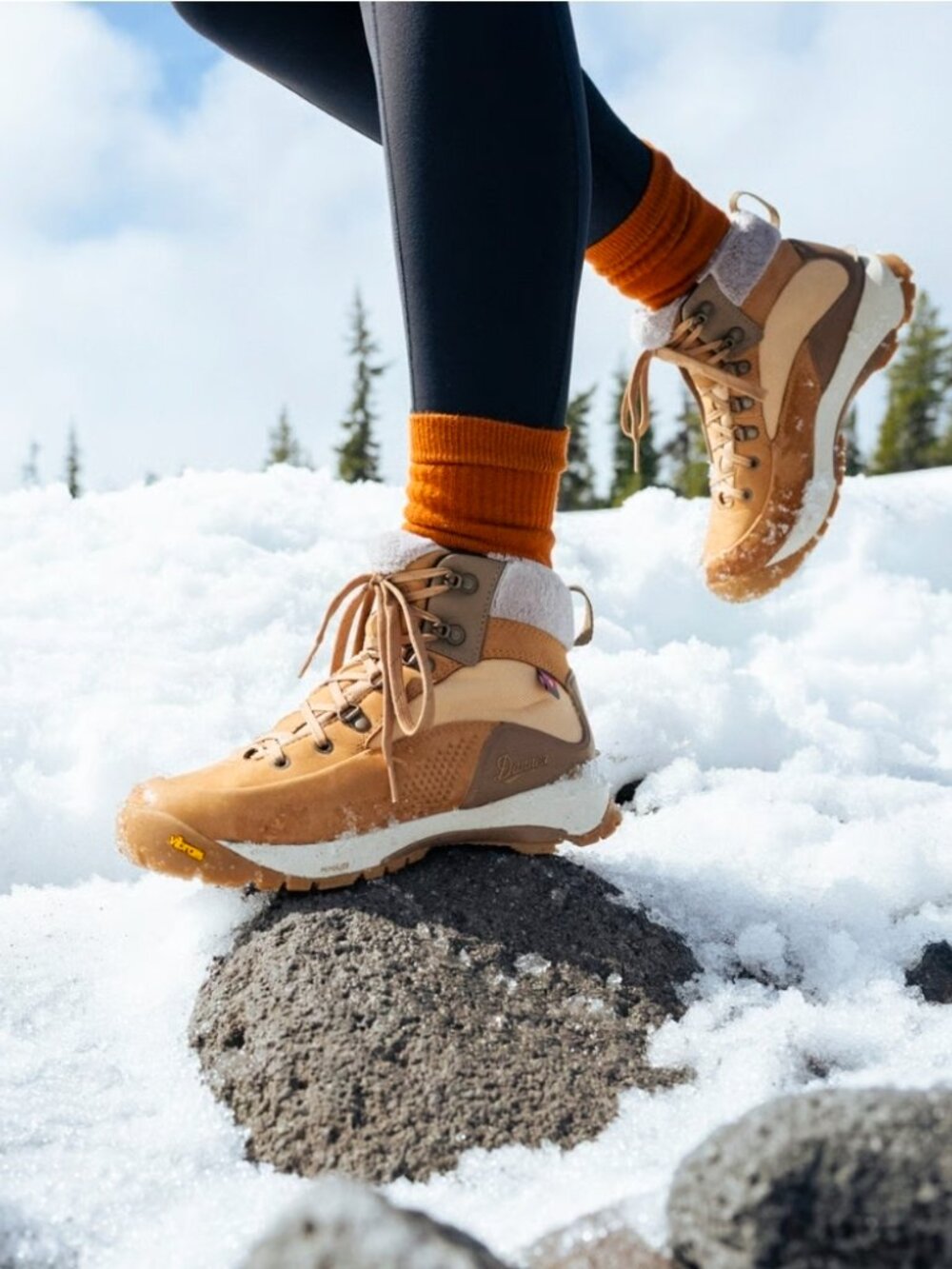 Danner Inquire Mid 5in 200G Hiking Boot Bone / Coyote- Women's Sizes NEW